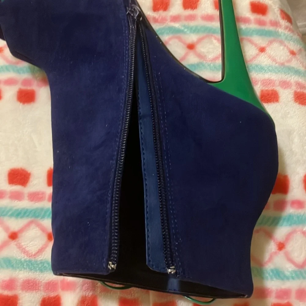 Liliana Faux Suede Stillettos Booties Size 7.5 Navy and Green 6” Heels - Picture 6 of 11